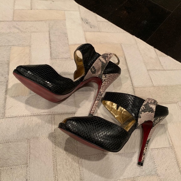 Italian python heels - Picture 3 of 3